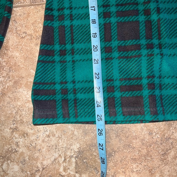 Natural Reflections cozy top - Picture 9 of 9